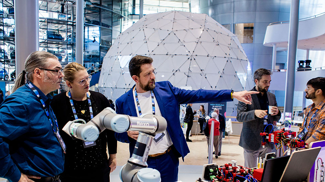 hub:disrupt 2026